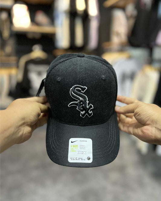 SOX Negra Gamusa / Gorra 1.1