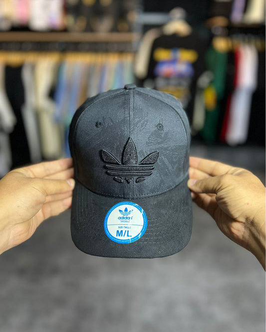 Adidas Negra Vintage / Gorra 1.1