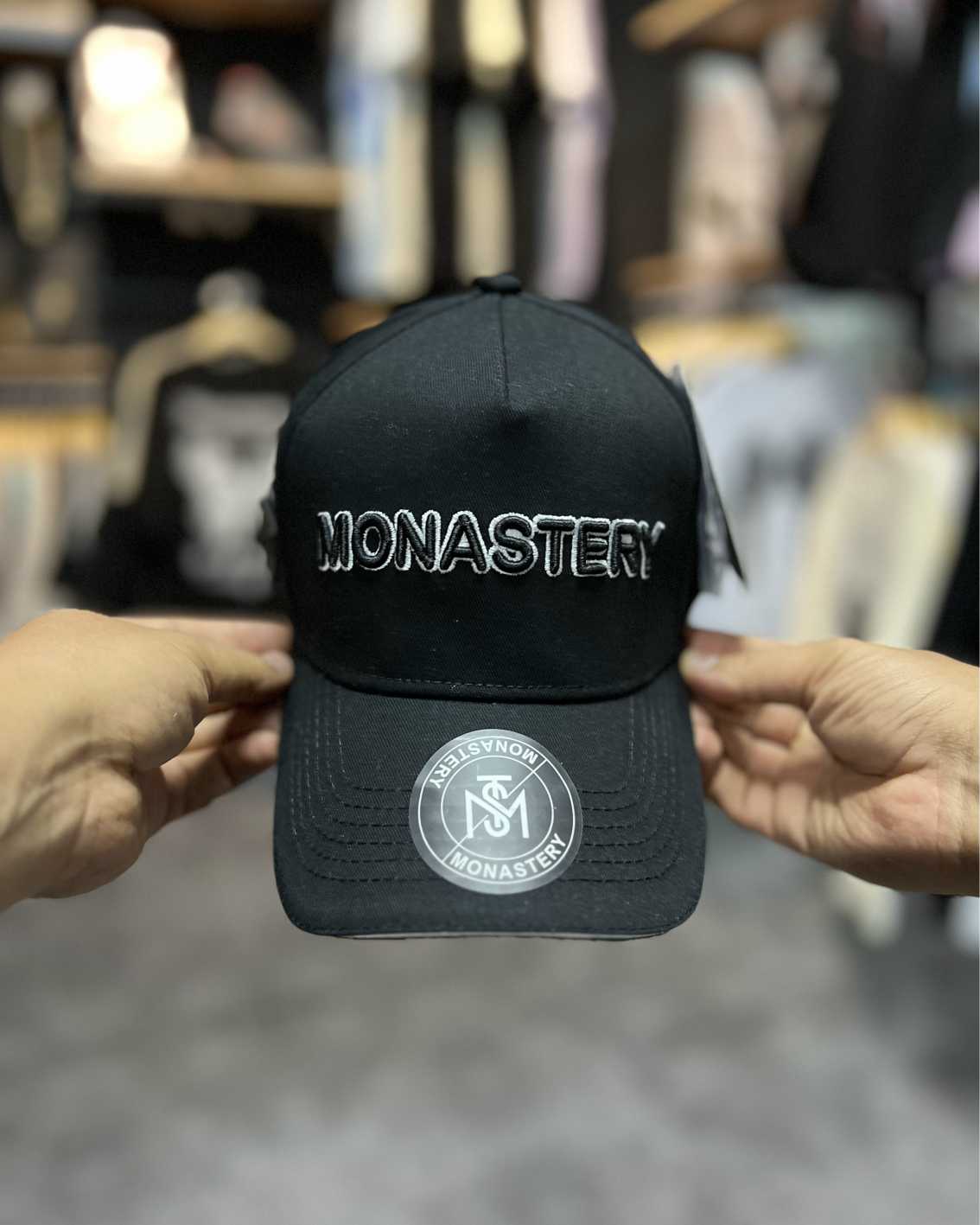 Monastery Clasica / Gorra Importada